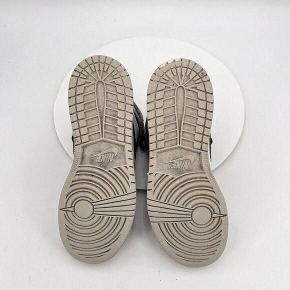 Nike Air Jordan 1 Retro Youth Size 6Y Women 7. 5 FD1437 052 White Elephant Shoe - Picture 12 of 15